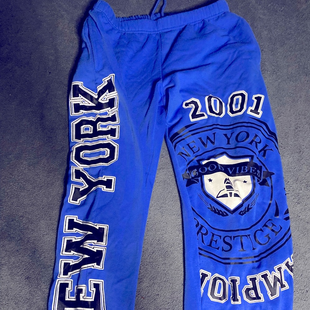 sweatpants